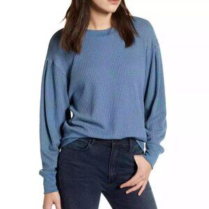 Treasure and Bond thermal top